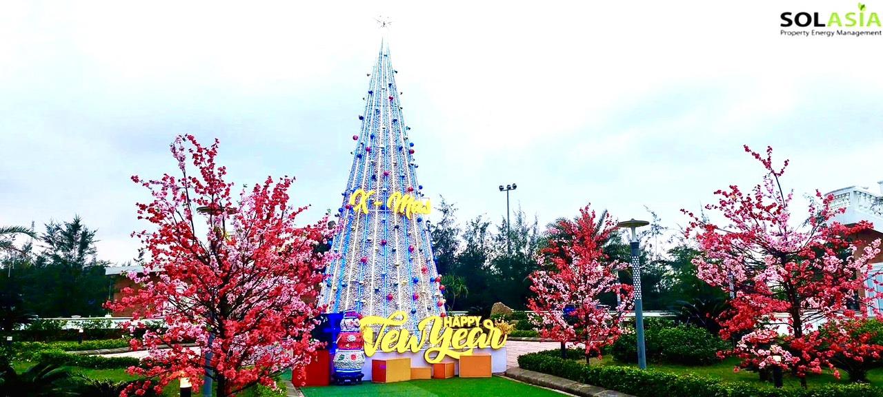Khám phá cây thông Noel 2023 độc đáo tại Hoa Tiên Paradise